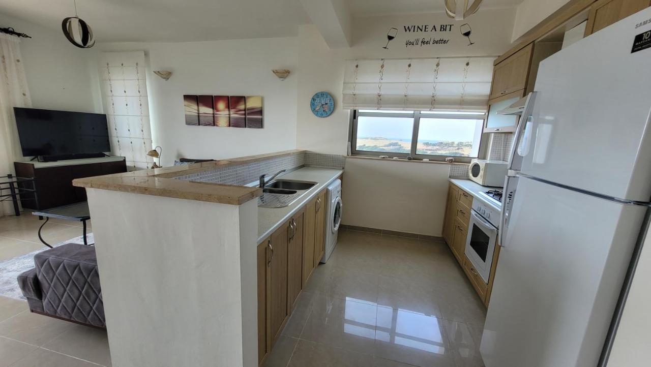 Sea And Mountain View Beachfront Penthouse Yali Dış mekan fotoğraf