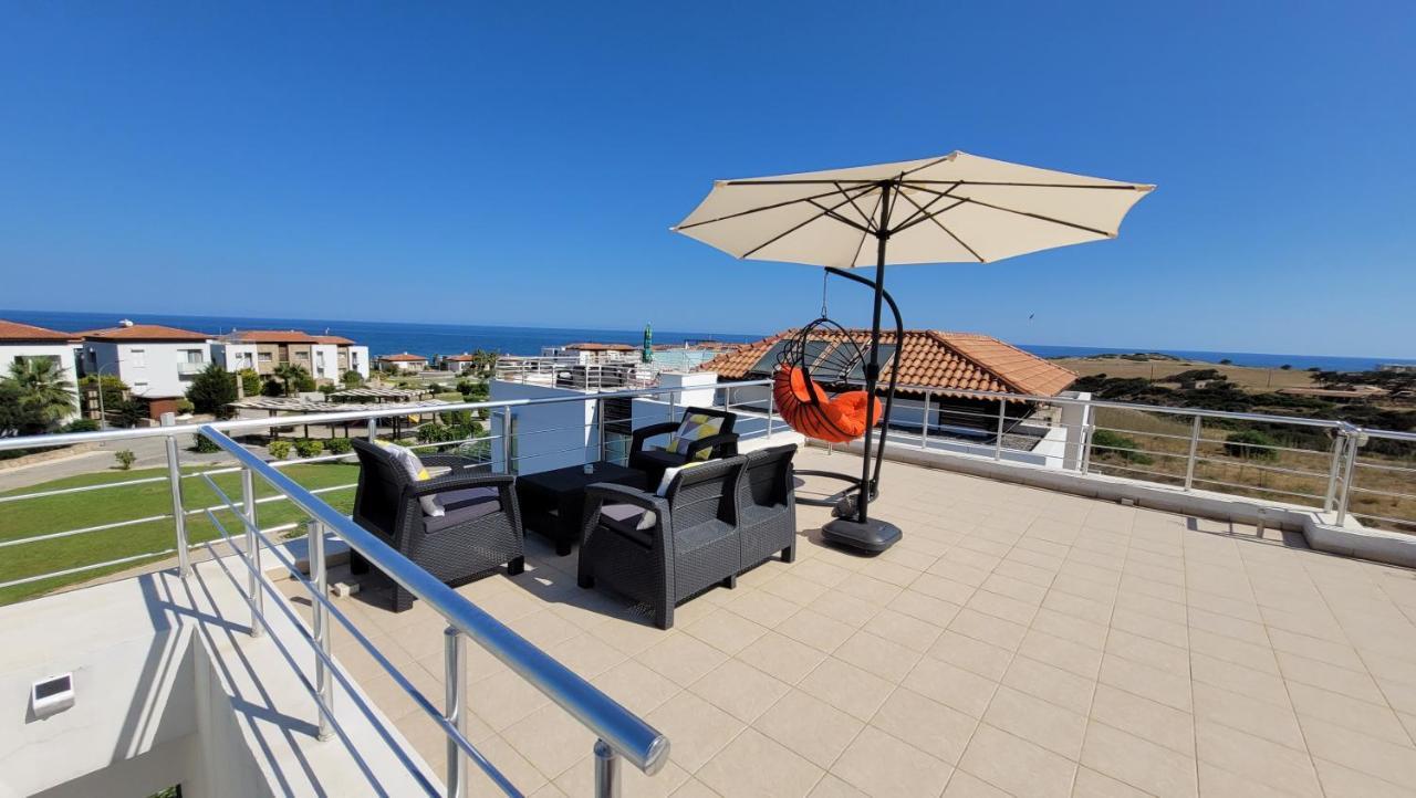 Sea And Mountain View Beachfront Penthouse Yali Dış mekan fotoğraf